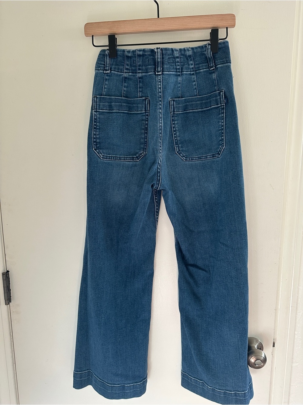 The Skipper High Rise Wide Leg Jean by Pilcro- Size 27 - Picture 2 of 5